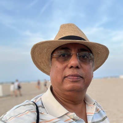 Chetan Mathur's head-shot